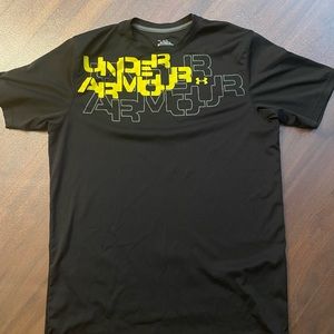 Underarmour Athletic t shirt - M